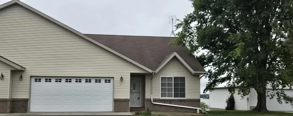 211 W Lake Street Parkers Prairie, MN 56361