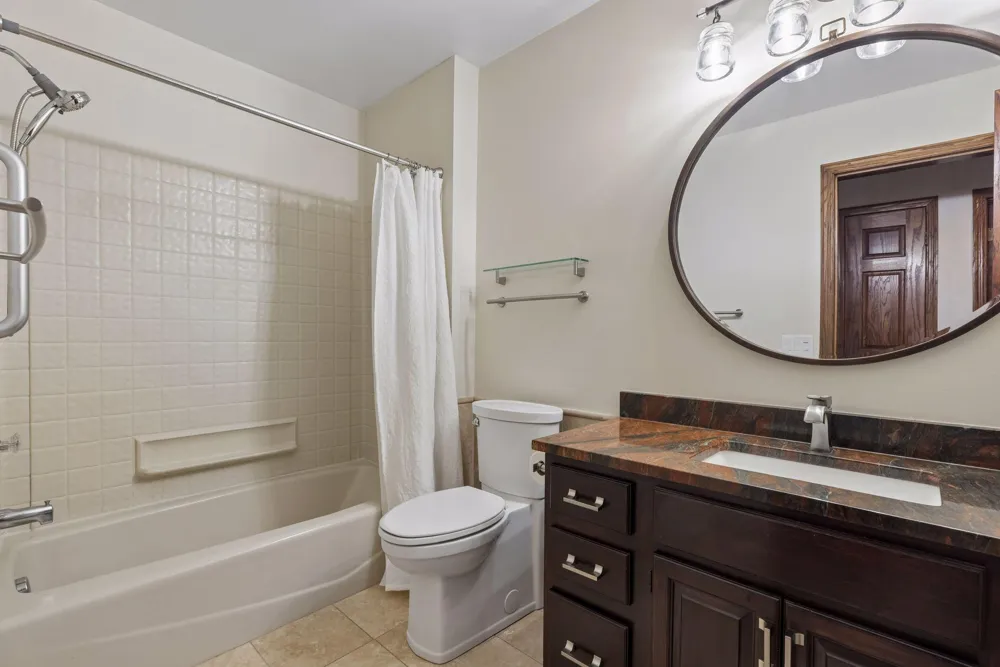 2512 8th Street White Bear Lake, MN 55110