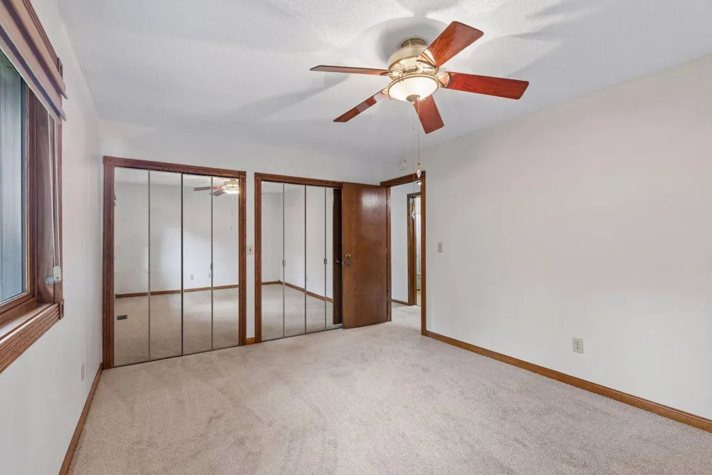 2512 8th Street White Bear Lake, MN 55110