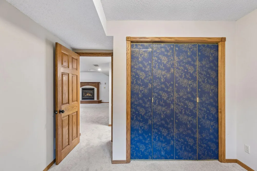 2512 8th Street White Bear Lake, MN 55110