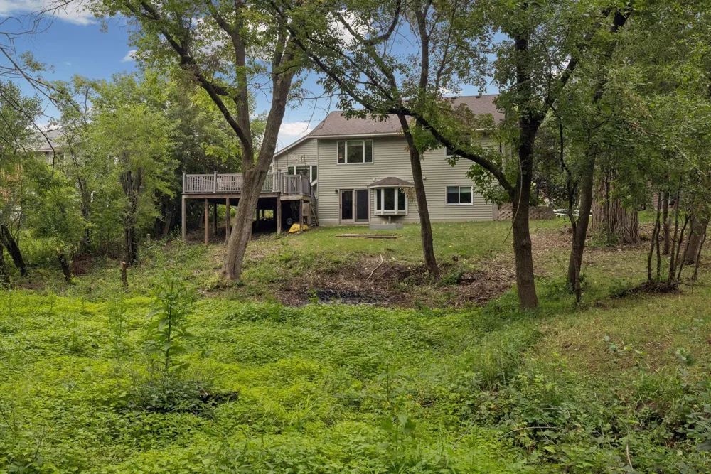 2512 8th Street White Bear Lake, MN 55110
