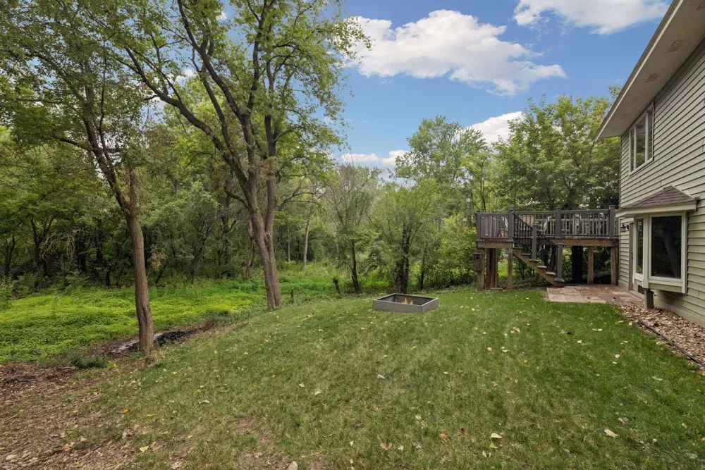 2512 8th Street White Bear Lake, MN 55110