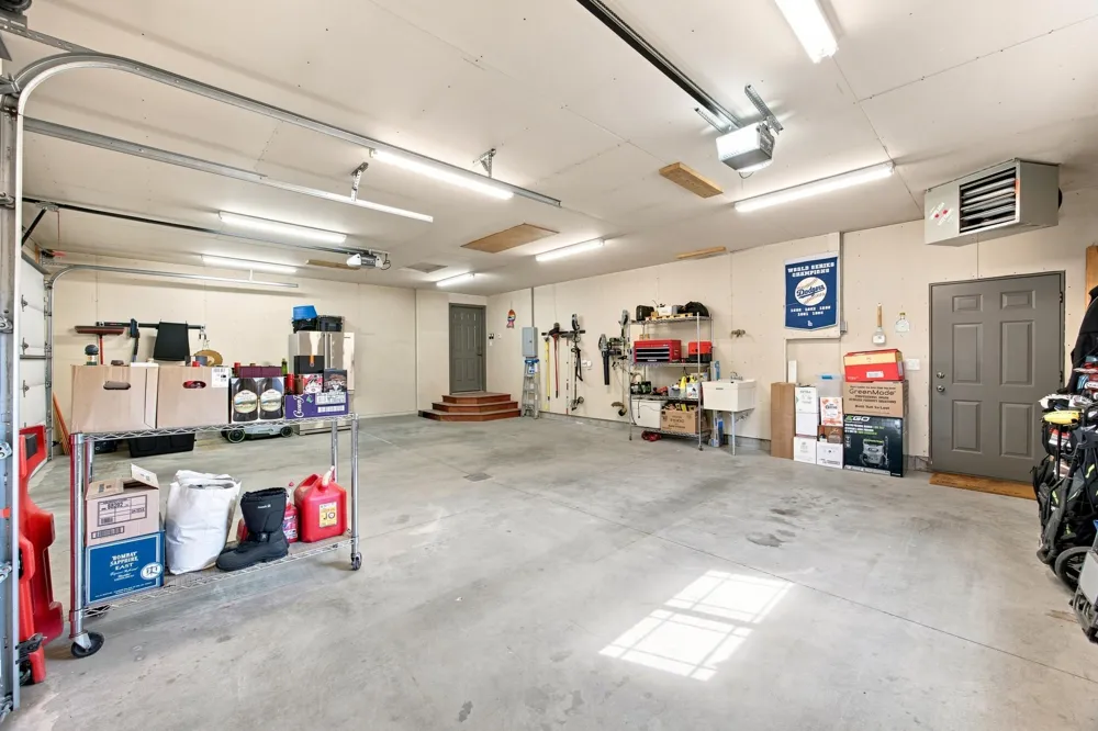 5004 Loden Court S Fargo, ND 58104