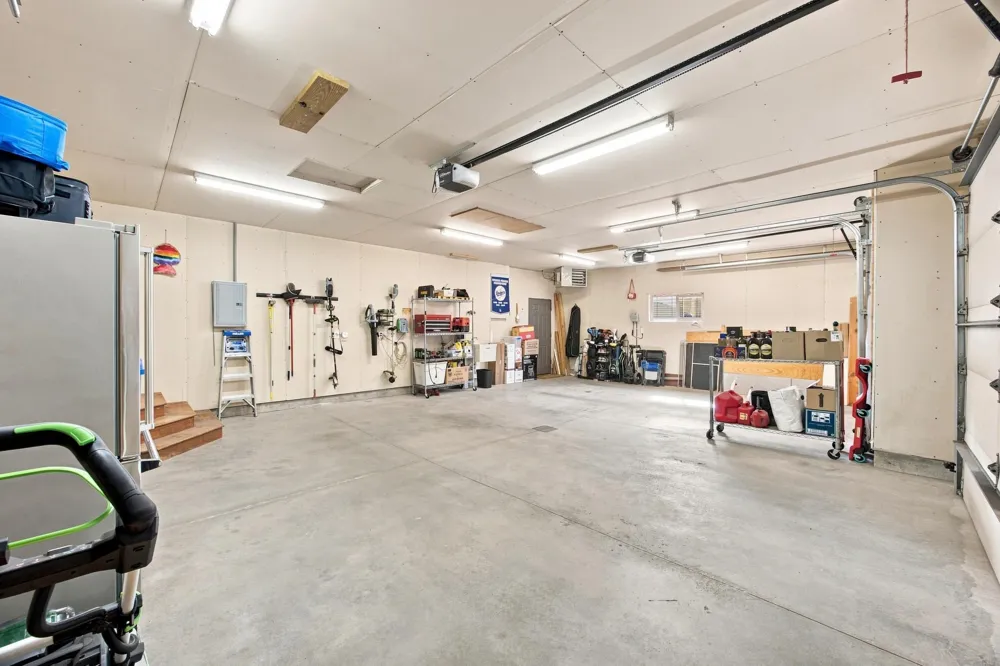 5004 Loden Court S Fargo, ND 58104