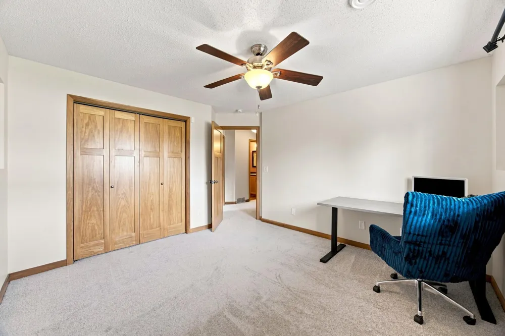 5004 Loden Court S Fargo, ND 58104