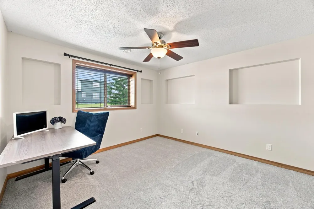 5004 Loden Court S Fargo, ND 58104