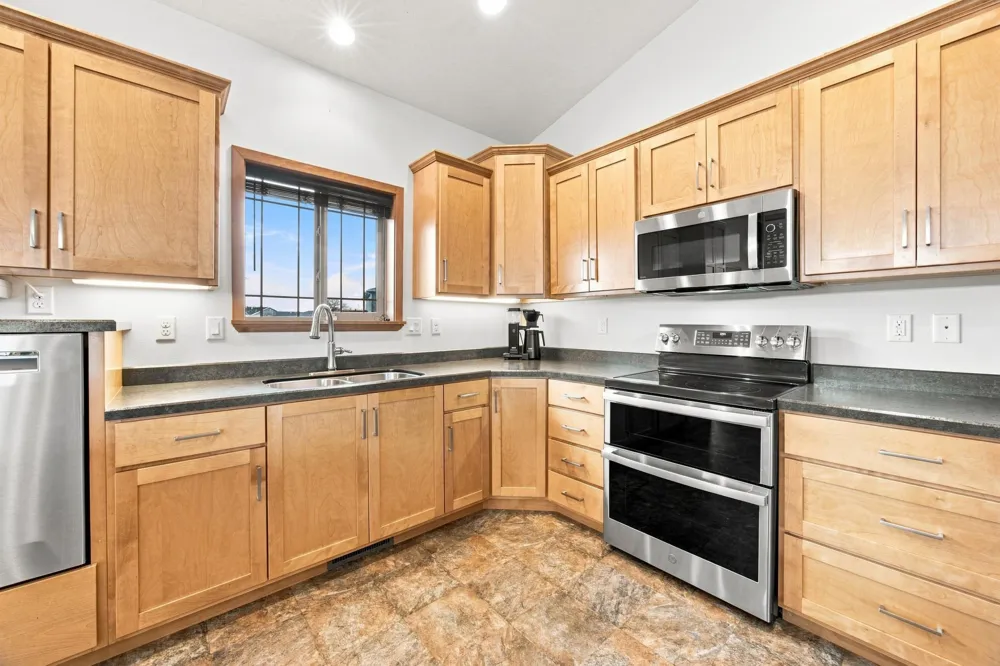 5004 Loden Court S Fargo, ND 58104