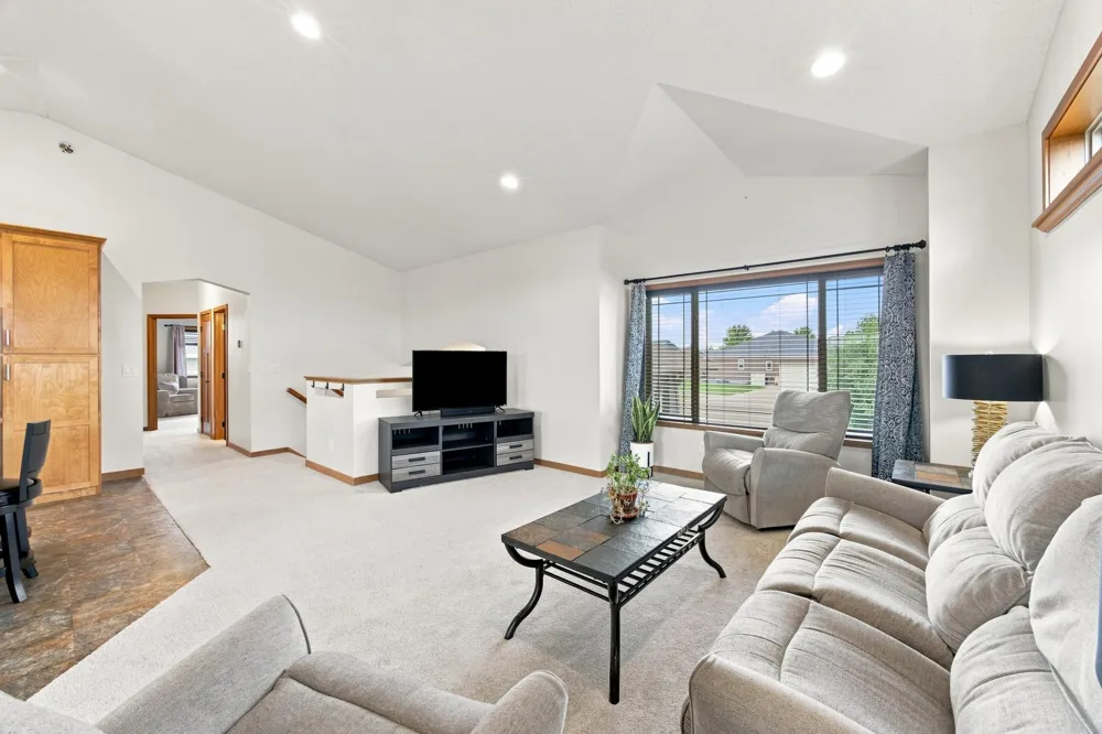 5004 Loden Court S Fargo, ND 58104
