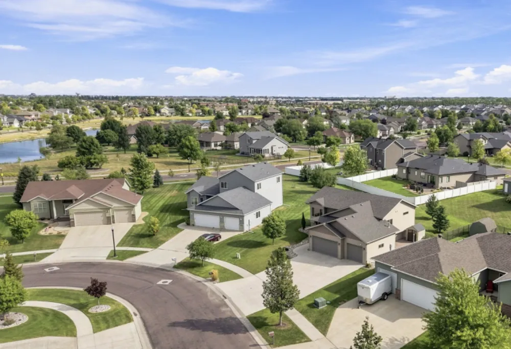 5004 Loden Court S Fargo, ND 58104