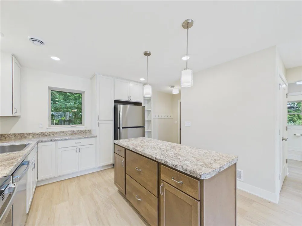 2911 4th Street Minneapolis, MN 55411