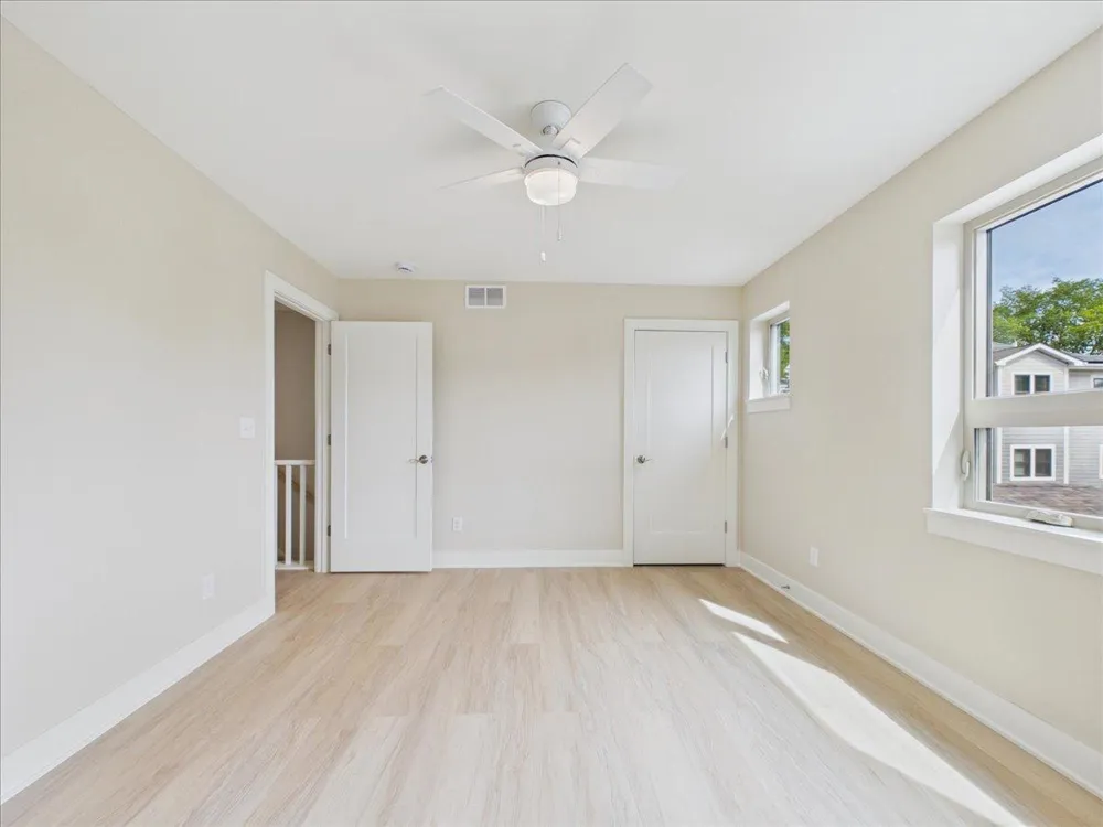 2911 4th Street Minneapolis, MN 55411