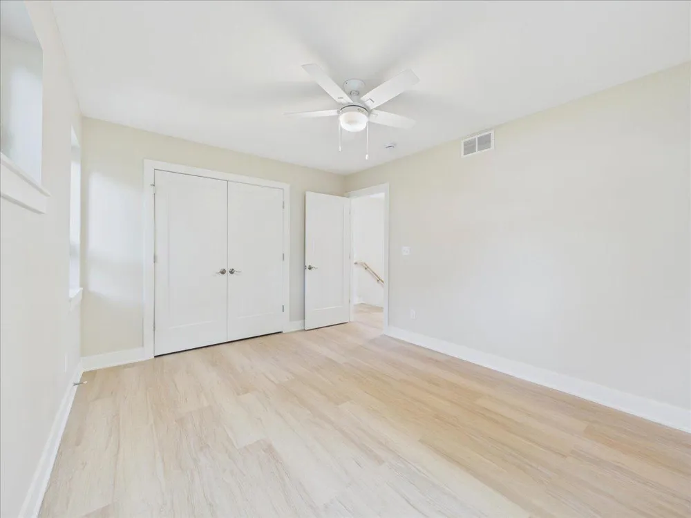 2911 4th Street Minneapolis, MN 55411