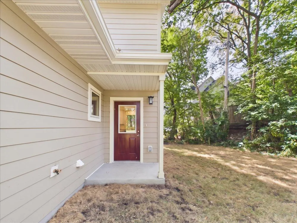 2911 4th Street Minneapolis, MN 55411
