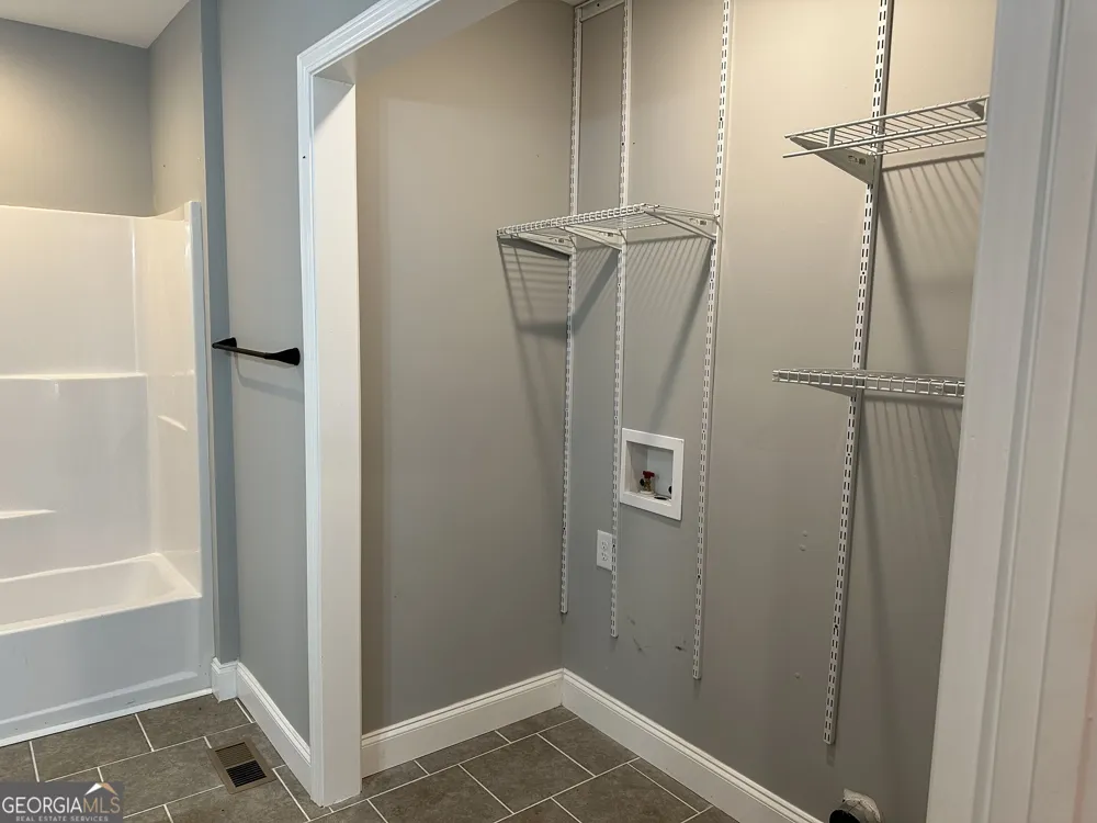 6250 West AVE Lavonia, GA 30553