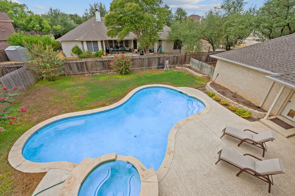 5204 Deerwood Court Austin, TX 78730