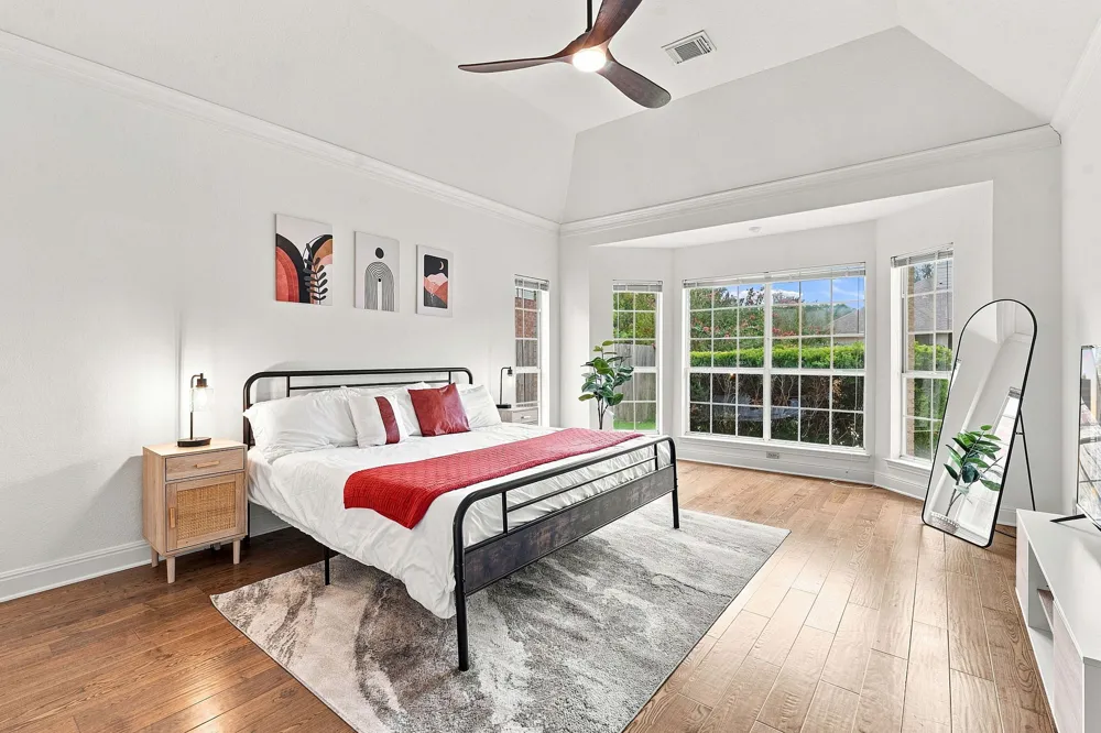 5204 Deerwood Court Austin, TX 78730