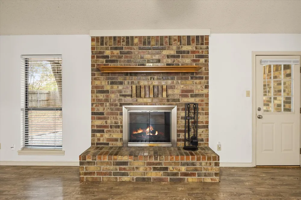 1812 Cypress Avenue Stephenville, TX 76401