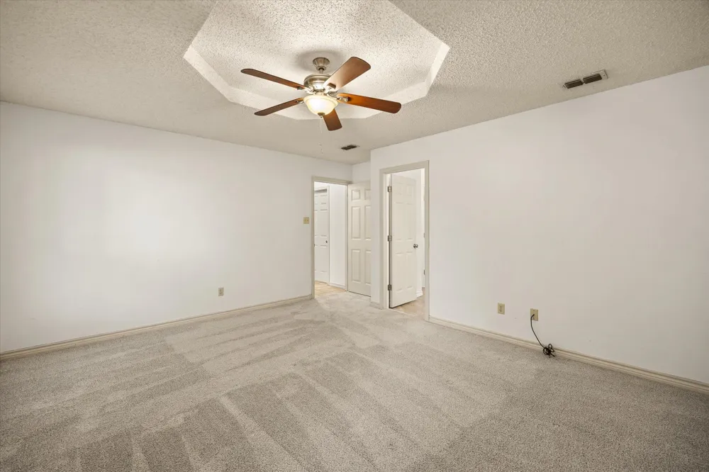 1812 Cypress Avenue Stephenville, TX 76401