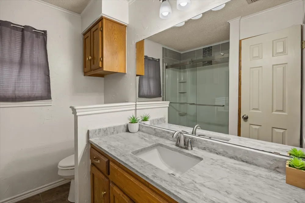 1812 Cypress Avenue Stephenville, TX 76401