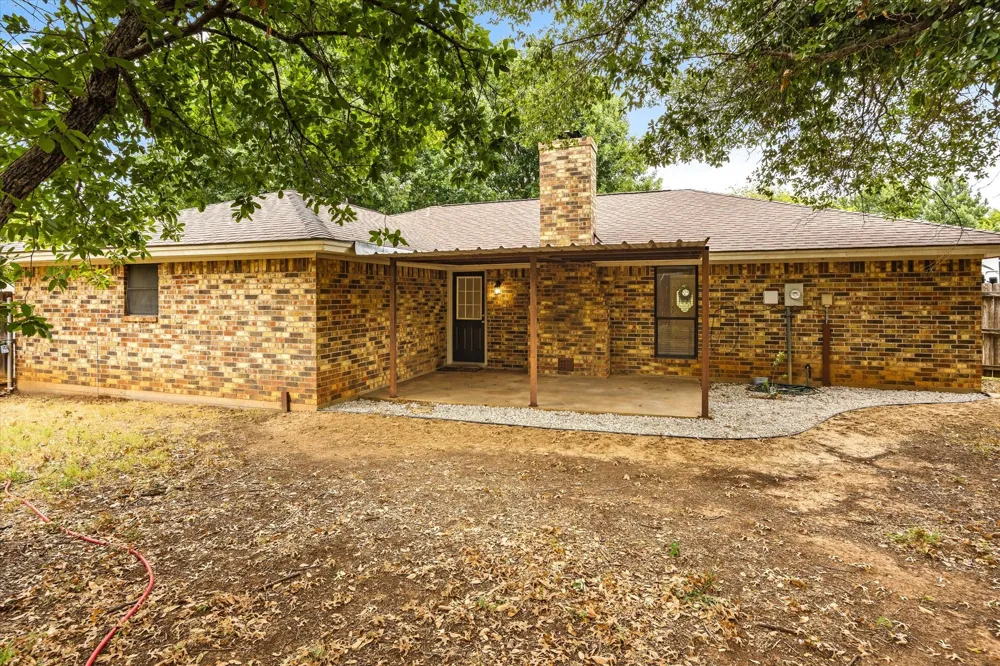 1812 Cypress Avenue Stephenville, TX 76401