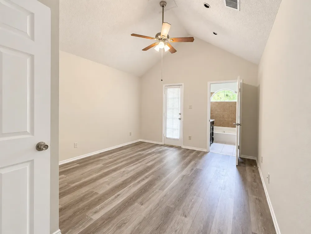 5026 Hearthcrest Drive Garland, TX 75044
