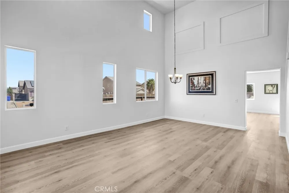 14731 Hondo Victorville, CA 92394