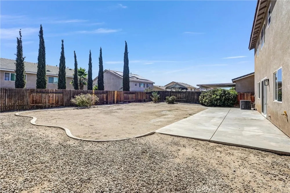 14731 Hondo Victorville, CA 92394