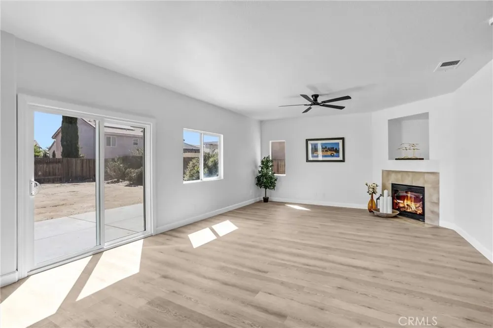14731 Hondo Victorville, CA 92394