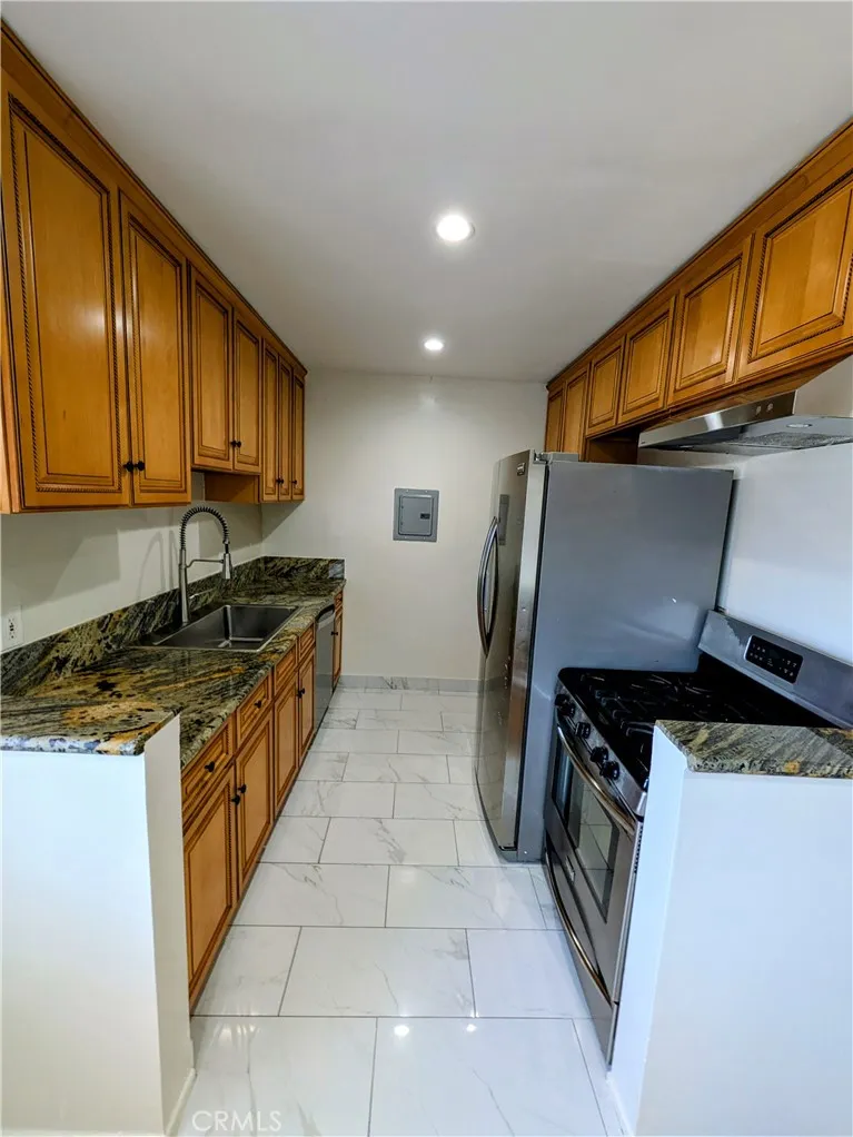 1019 6th Street #5 Santa Monica, CA 90403