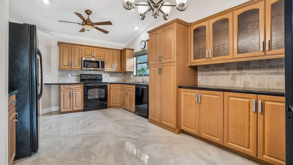 2560 NW 13TH COURT Delray Beach, FL 33445