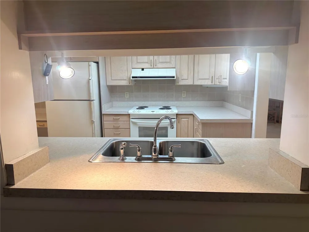 14245 93RD AVENUE Seminole, FL 33776
