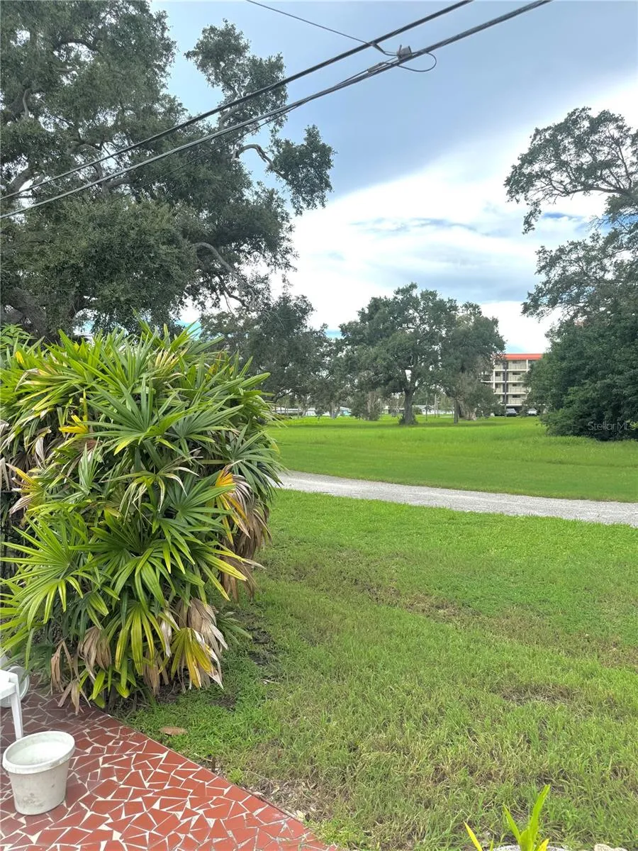 14245 93RD AVENUE Seminole, FL 33776
