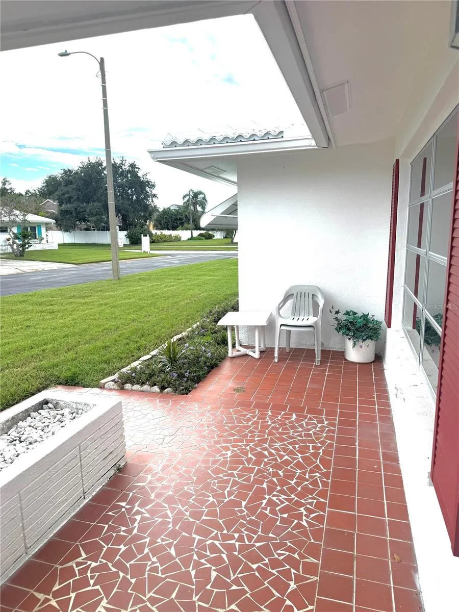 14245 93RD AVENUE Seminole, FL 33776