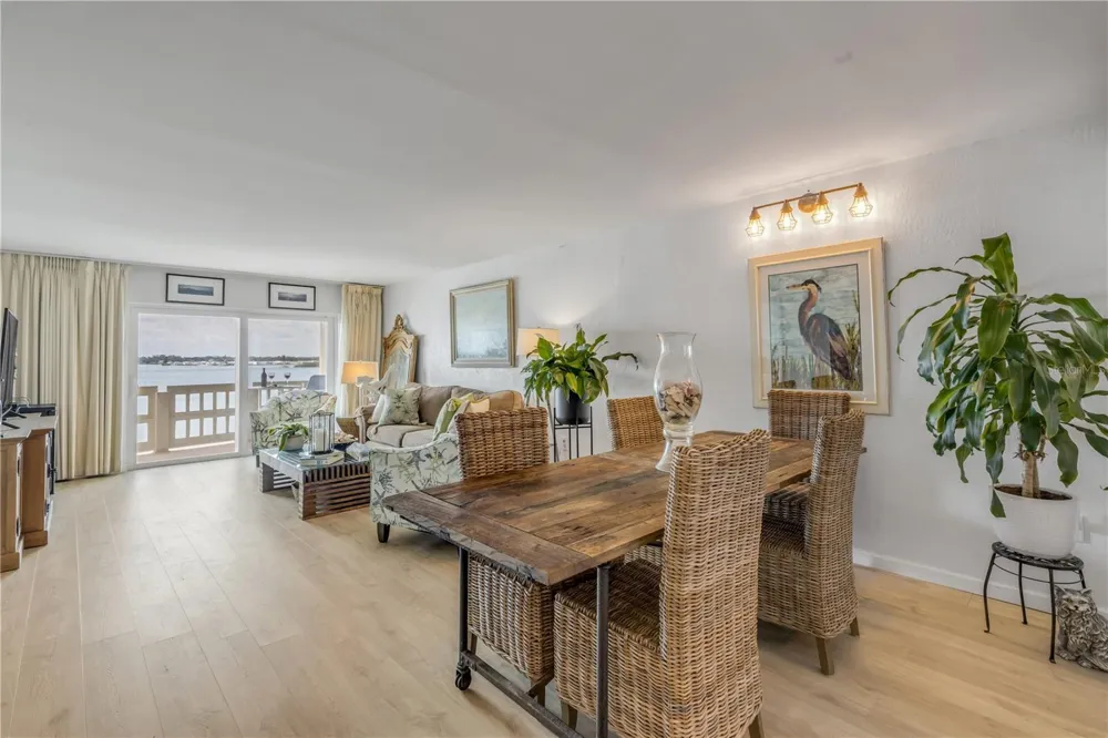 3606 S PENINSULA DRIVE #205 Port Orange, FL 32127