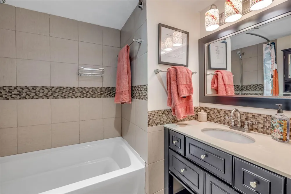 3606 S PENINSULA DRIVE #205 Port Orange, FL 32127