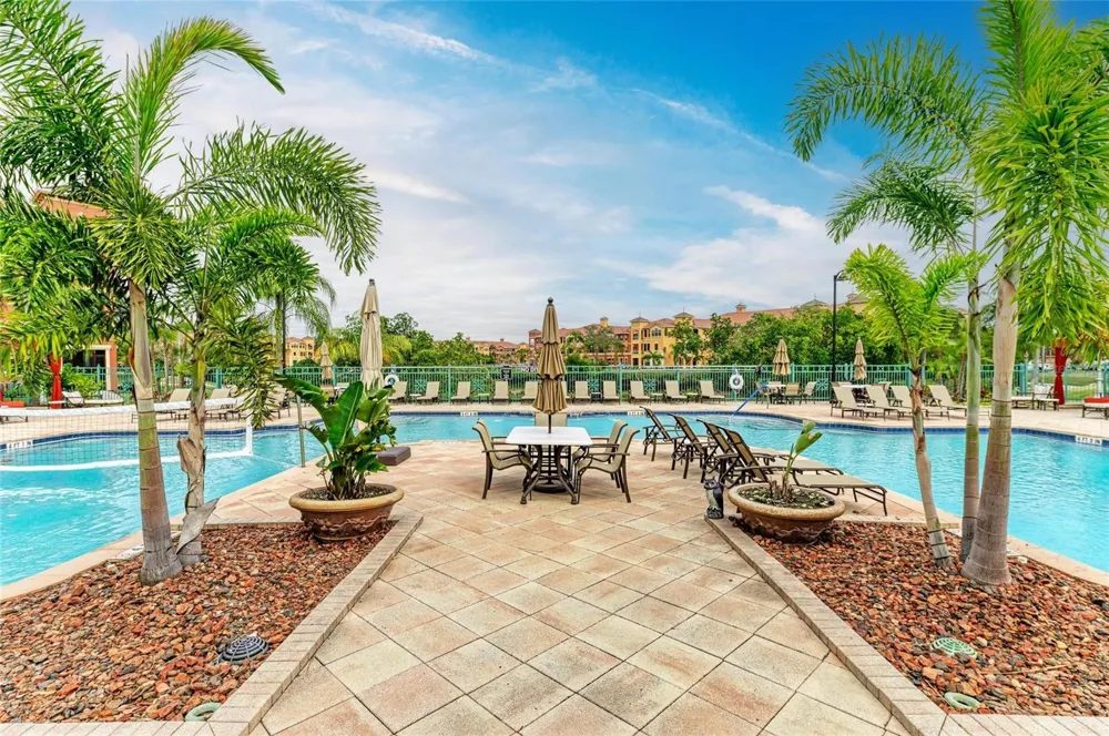 2747 VIA CAPRI #1126 Clearwater, FL 33764