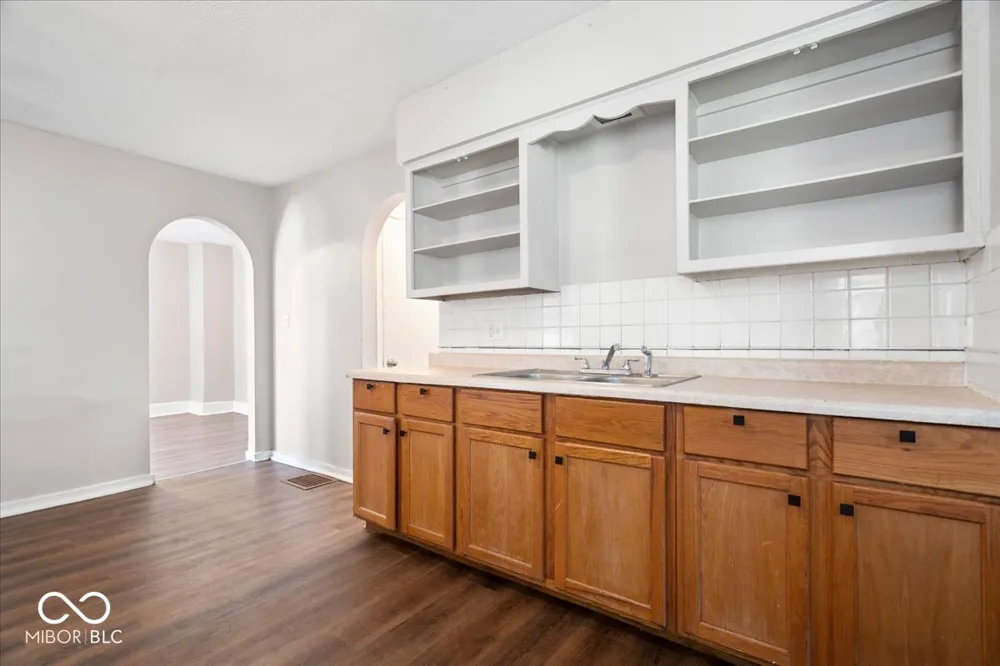 2908 E 17th Street Indianapolis, IN 46218