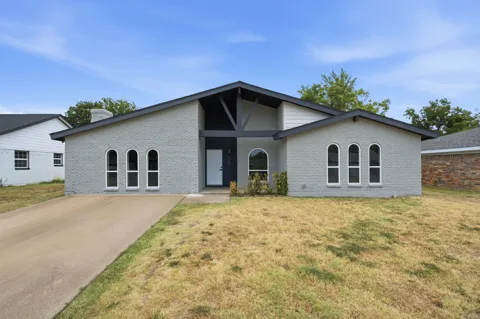 912 Kelley Drive