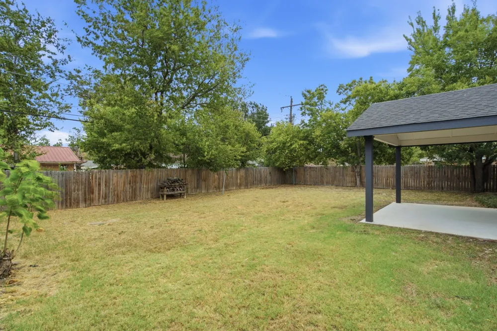 912 Kelley Drive Everman, TX 76140