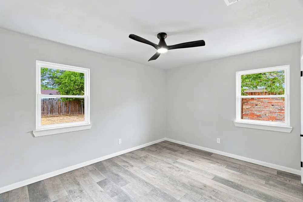 912 Kelley Drive Everman, TX 76140