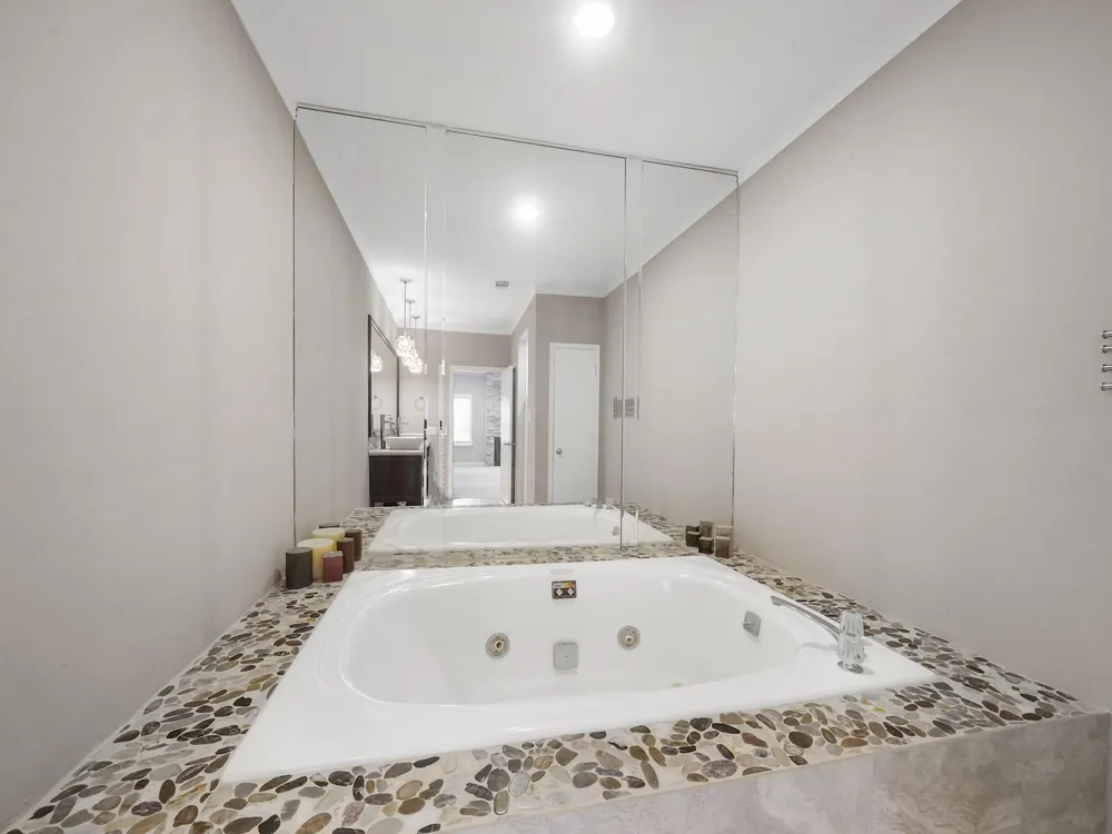 6000 Reims Road #2205 Houston, TX 77036
