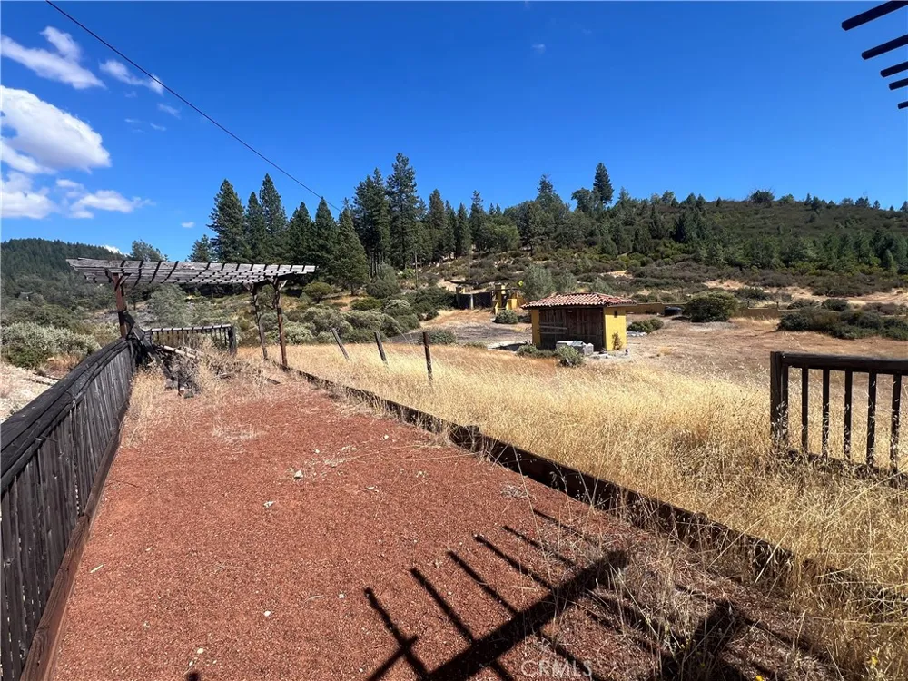 8260 Sulphur Creek Road Loch Lomond, CA 95461