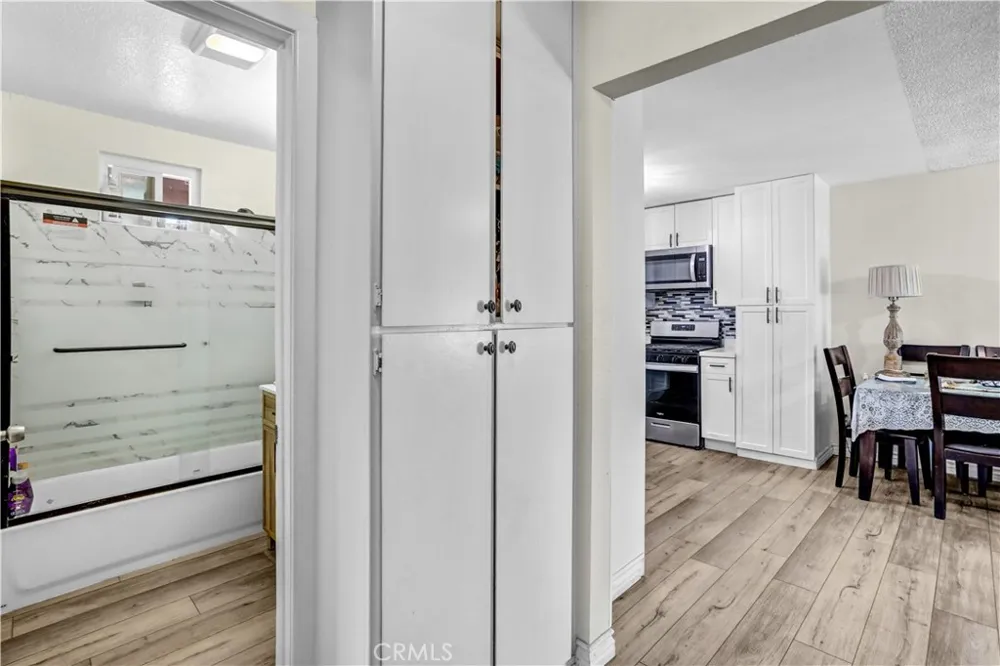 4832 Mitchell Avenue Riverside, CA 92505