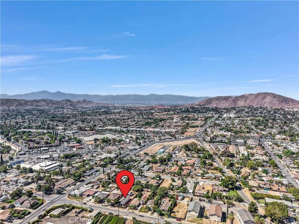 4832 Mitchell Avenue Riverside, CA 92505