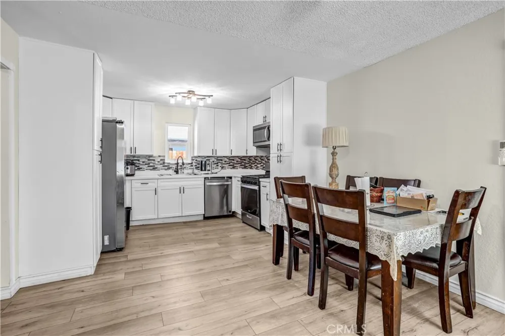 4832 Mitchell Avenue Riverside, CA 92505