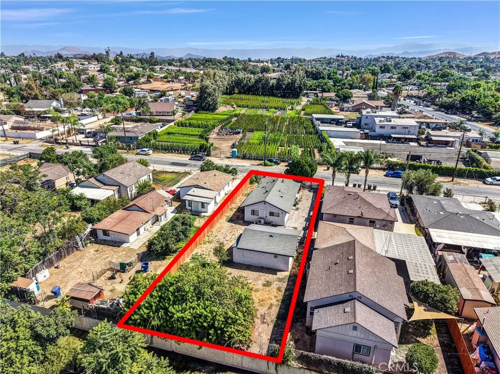 4832 Mitchell Avenue Riverside, CA 92505
