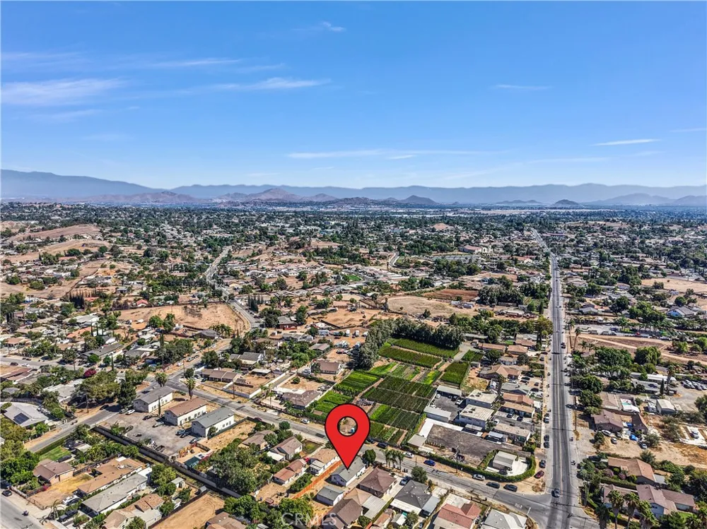 4832 Mitchell Avenue Riverside, CA 92505