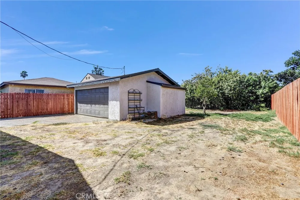 4832 Mitchell Avenue Riverside, CA 92505