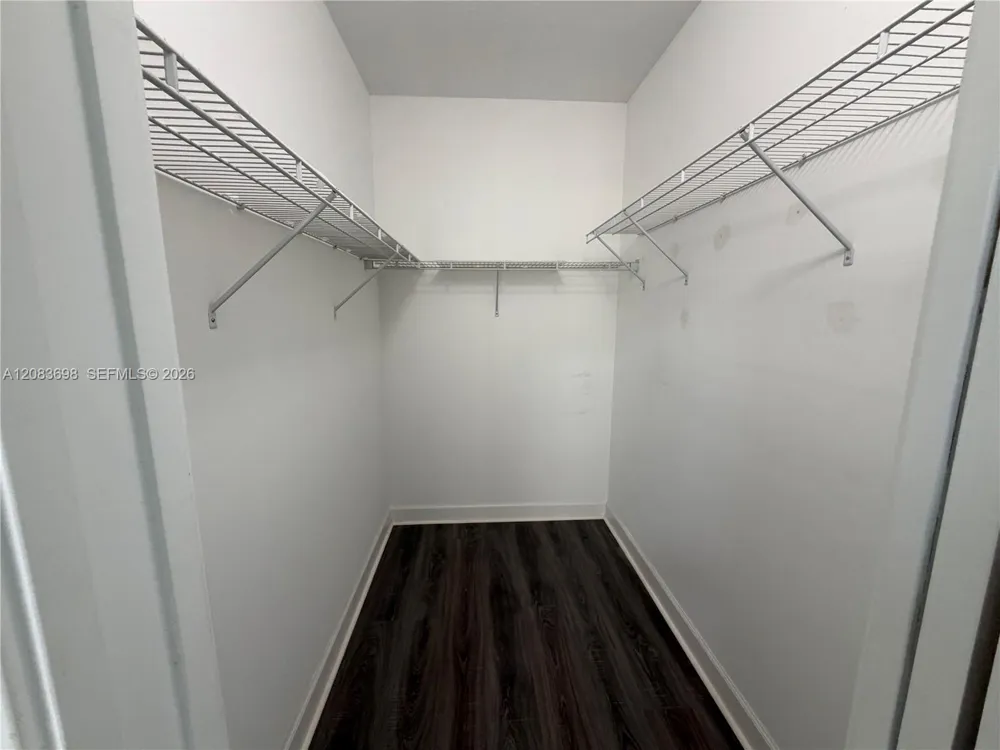 2370 SW 18th Ave Fort Lauderdale, FL 33315
