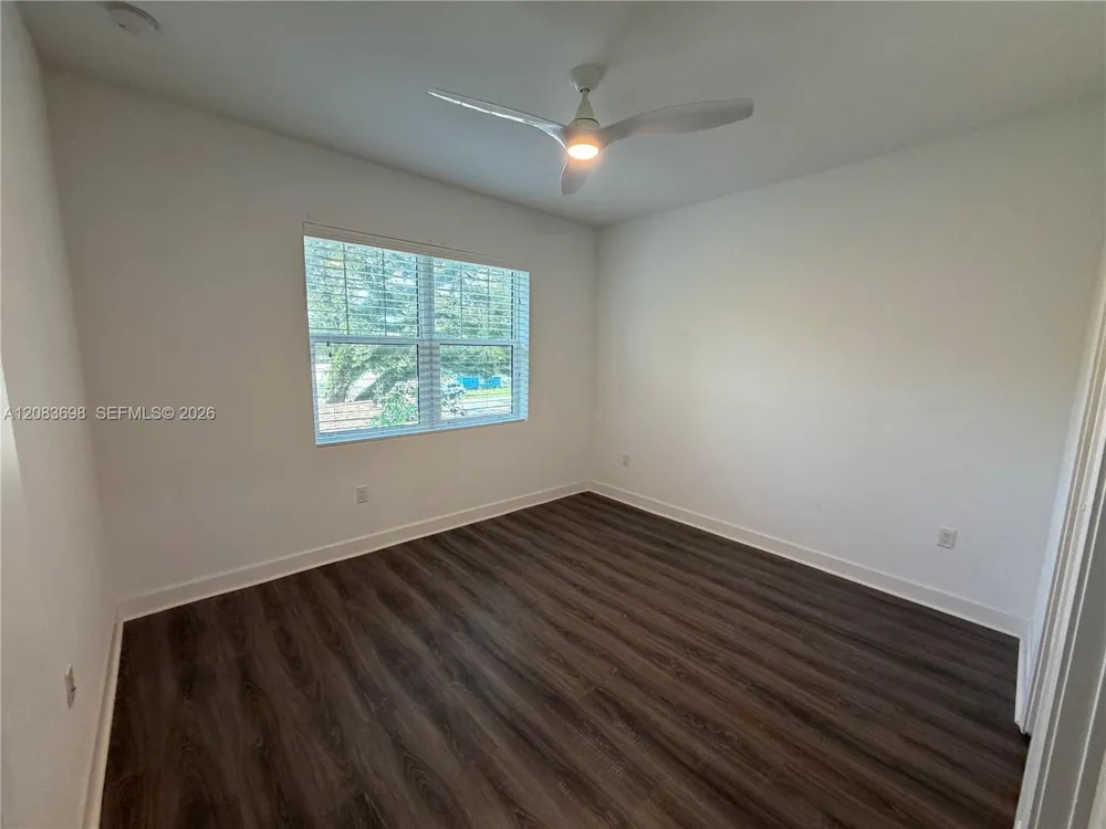 2370 SW 18th Ave Fort Lauderdale, FL 33315